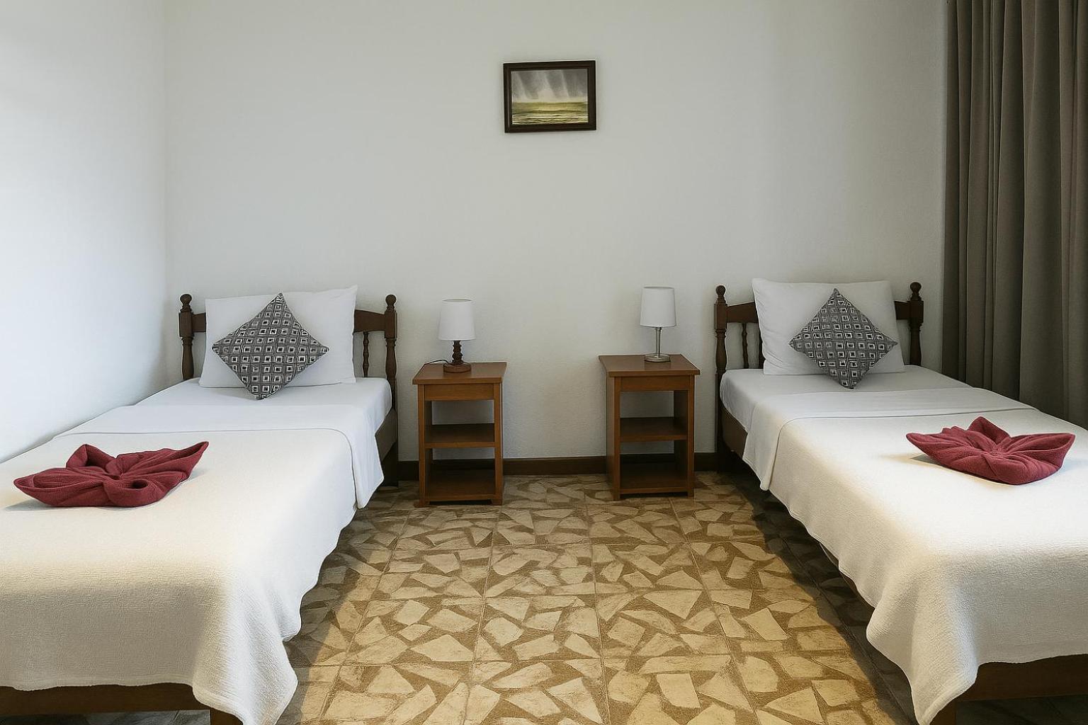 Easy Surf Camp Hotel Kuta  Ngoại thất bức ảnh