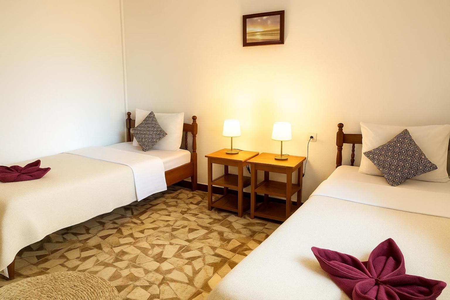 Easy Surf Camp Hotel Kuta  Ngoại thất bức ảnh