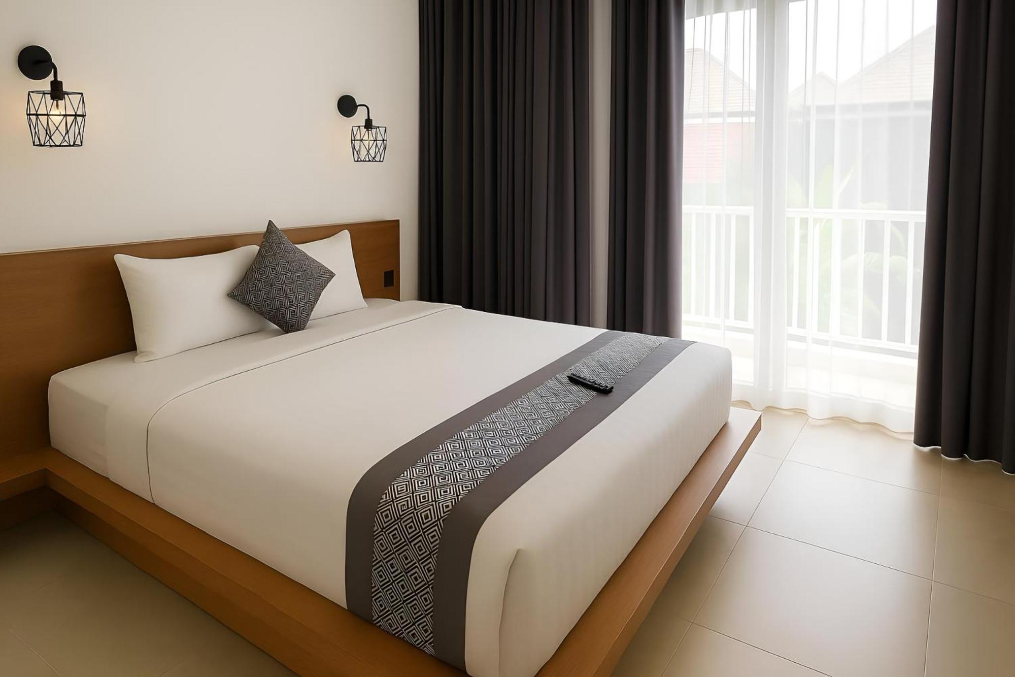 Easy Surf Camp Hotel Kuta  Ngoại thất bức ảnh